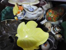 Two boxes of miscellaneous china