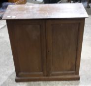 An early 20th century cabinet