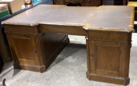 An oak partners desk