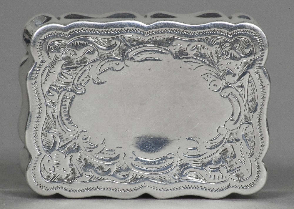 A Victorian silver snuff box, hallmarked Birmingham 1896,