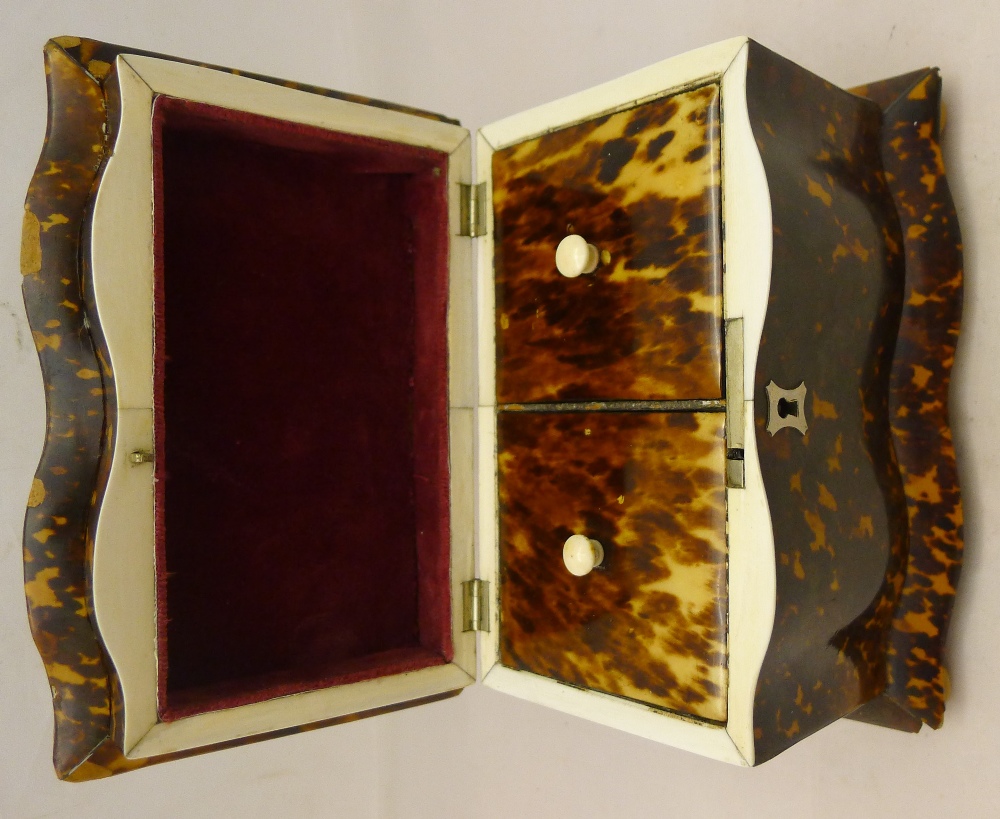 An early 19th century tortoiseshell tea caddy Of serpentine form, - Image 7 of 9