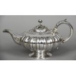 A George IV silver teapot, hallmarked London 1827,