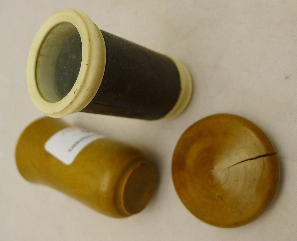 An 18th century ivory and paste board two-part telescope Housed in original treen screwed wooden - Image 7 of 7