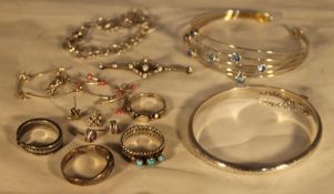 A box of silver jewellery etc