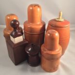A collection of treen,
