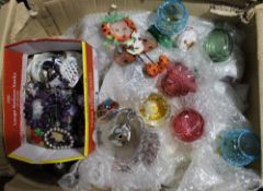 A quantity of miscellaneous items, including china,