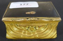 A tortoiseshell inset gilt metal snuff box