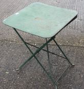 A French folding table