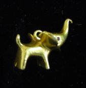 A 9 ct gold elephant charm