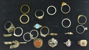 A quantity of dress and other rings,