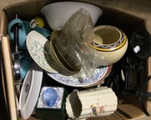 A quantity of kitchenalia