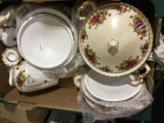 A quantity of various Royal Albert ''Old Country Roses'' porcelain