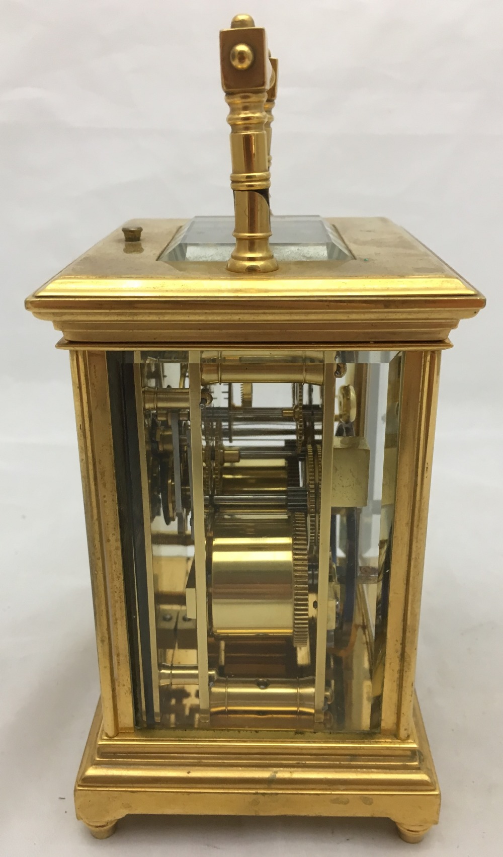 A 19th century lacquered brass cased repeating carriage clock The silvered dial with Roman numerals. - Bild 5 aus 9