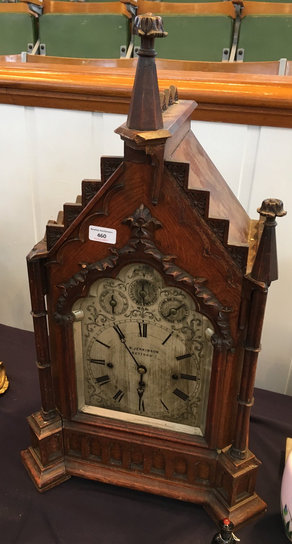 A Victorian oak Gothic architectural cased chiming bracket clock The silvered dial with Roman - Bild 2 aus 12