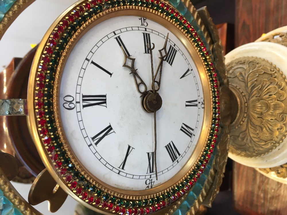 A Chinese gilt metal and coloured paste set mystery clock The 4 inch white painted dial with Roman - Bild 4 aus 11