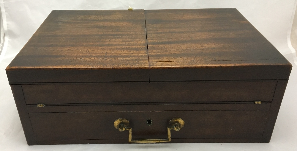 A George III mahogany travelling writing box The hinged twin flap top enclosing an adjustable baize - Image 2 of 8