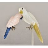 Two hardstone models of parrots The largest 13.5 cm long.