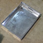 A mirrored tray