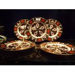 Five Abbeydale 'Chrysanthemum' Imari patterned plates One plate A/F