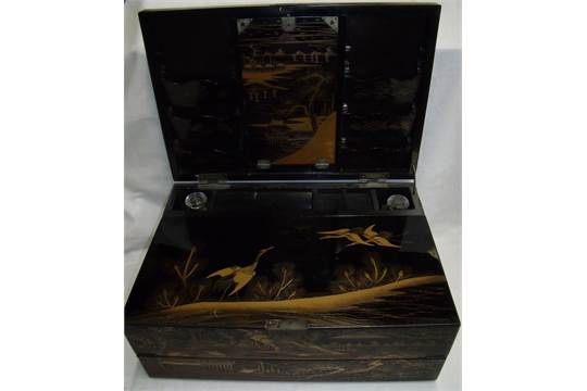 Early 20th C Japanese lacquered writing box the rectangular hinged lid with gilt and red lacquer - Image 11 of 12