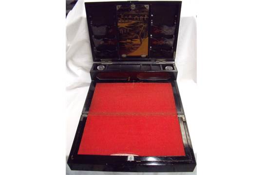 Early 20th C Japanese lacquered writing box the rectangular hinged lid with gilt and red lacquer - Image 10 of 12