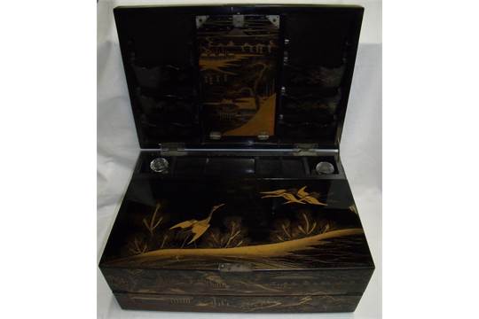 Early 20th C Japanese lacquered writing box the rectangular hinged lid with gilt and red lacquer - Image 2 of 12