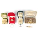 Property of a lady - a five assorted rings including an 18ct gold ring set with small diamonds (