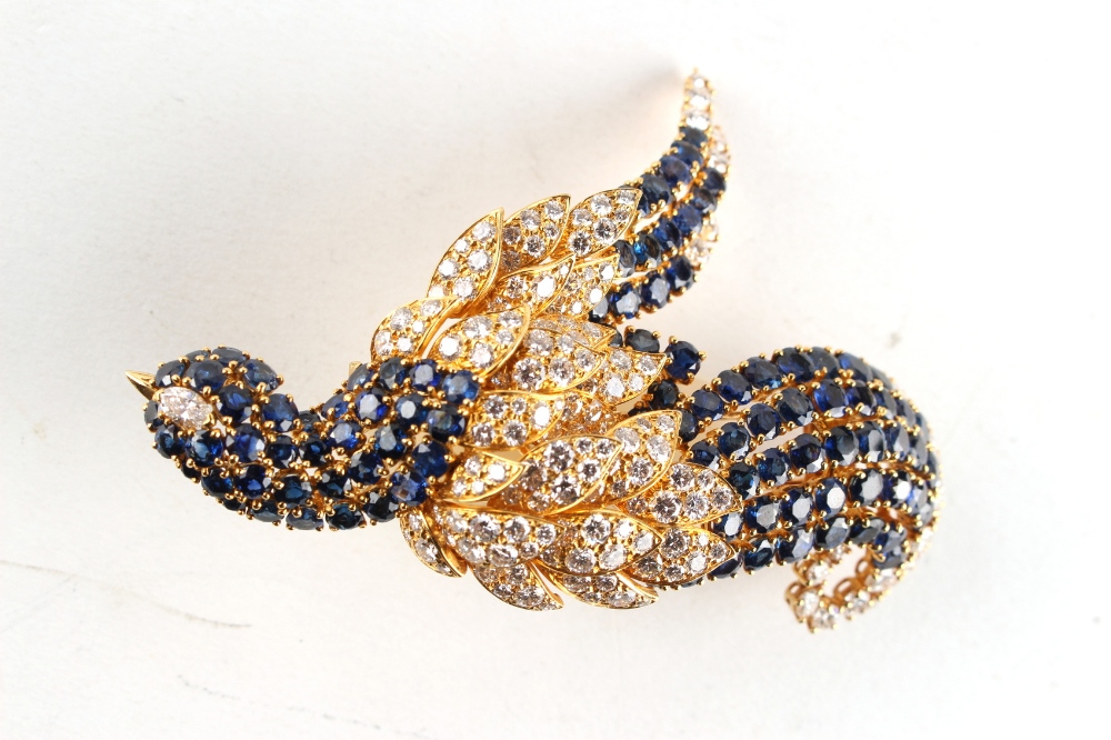 An impressive large sapphire & diamond phoenix brooch, in 18ct yellow gold setting, the round cut - Image 2 of 2
