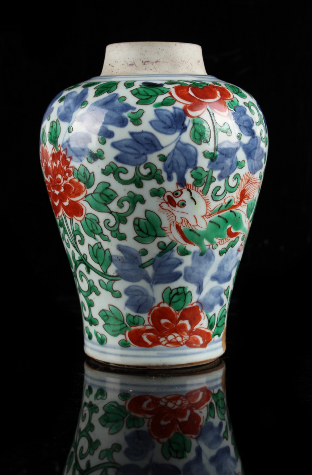 A private collection of Oriental ceramics & works of art, mostly formed in the 1980's - a 17th