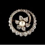 An early 20th century pearl & Old European cut diamond circular foliate brooch, 0.8ins. (2cms.)