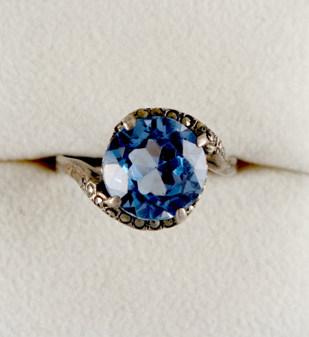 Property of a deceased estate - a synthetic large blue spinel ring, size P (see illustration).