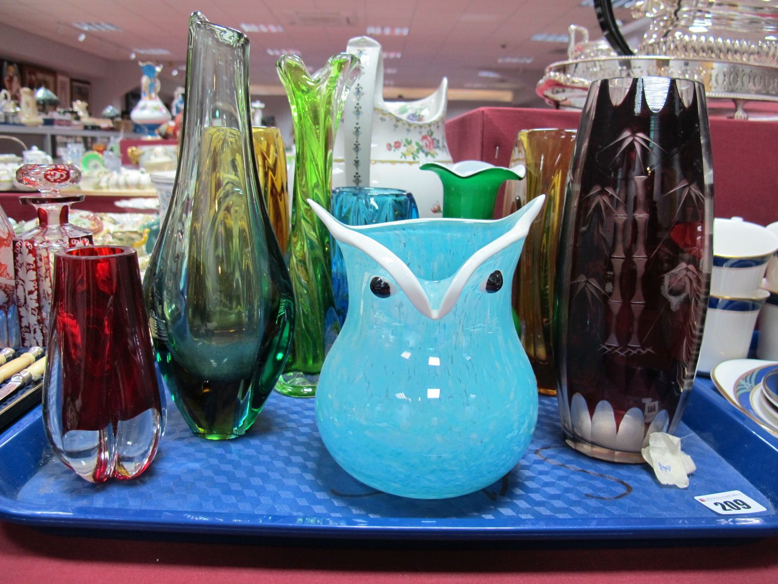 Mottled Glass Vase, modelled as an owl, other 1970's glassware, pair of amber glass vases etc
