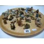 Wade Whimsies of Rhino, polar bear, dogs etc:- One Tray