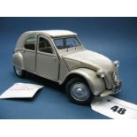 A Boxed Franklin Mint 1:24th Scale Diecast 1951 Citroen 2CV highly detailed model in silver,