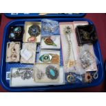 Assorted Costume Jewellery, including Edwardian openwork pendant, circular collet set to the centre,