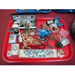 A Mixed Lot of Assorted Costume Jewellery, including beads, brooches, 9ct gold and other rings,