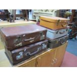 Five Vintage Travelling Cases. (5)