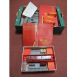 A Quantity of Early Tri-Ang 'OO' Model Railway Accessories, including R81 station set, boxed/ R119
