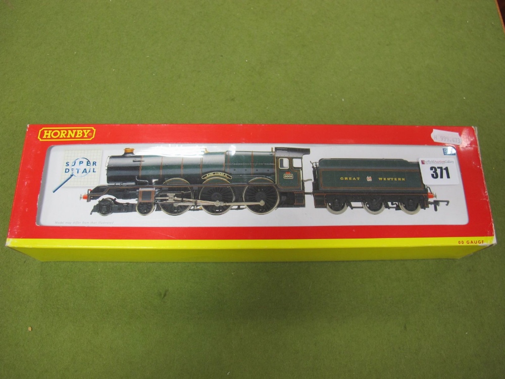 A Boxed Hornby "OO" Gauge - R2460, Outline Steam GWR 4-6-0 King Class Locomotive and six wheel