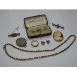 Faceted Chain, together with bar brooches in fitted case, oval shell carved cameo pendant, 1973