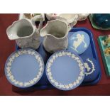 Wedgwood Jasperware 1952 Silver Jubilee 1977 Trinket Box, pair of small comports, oval plaque and