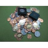 A Quantity of G.B. Base Metal Coinage, including Commemorative crowns, Isle of Man 1990 one crown,