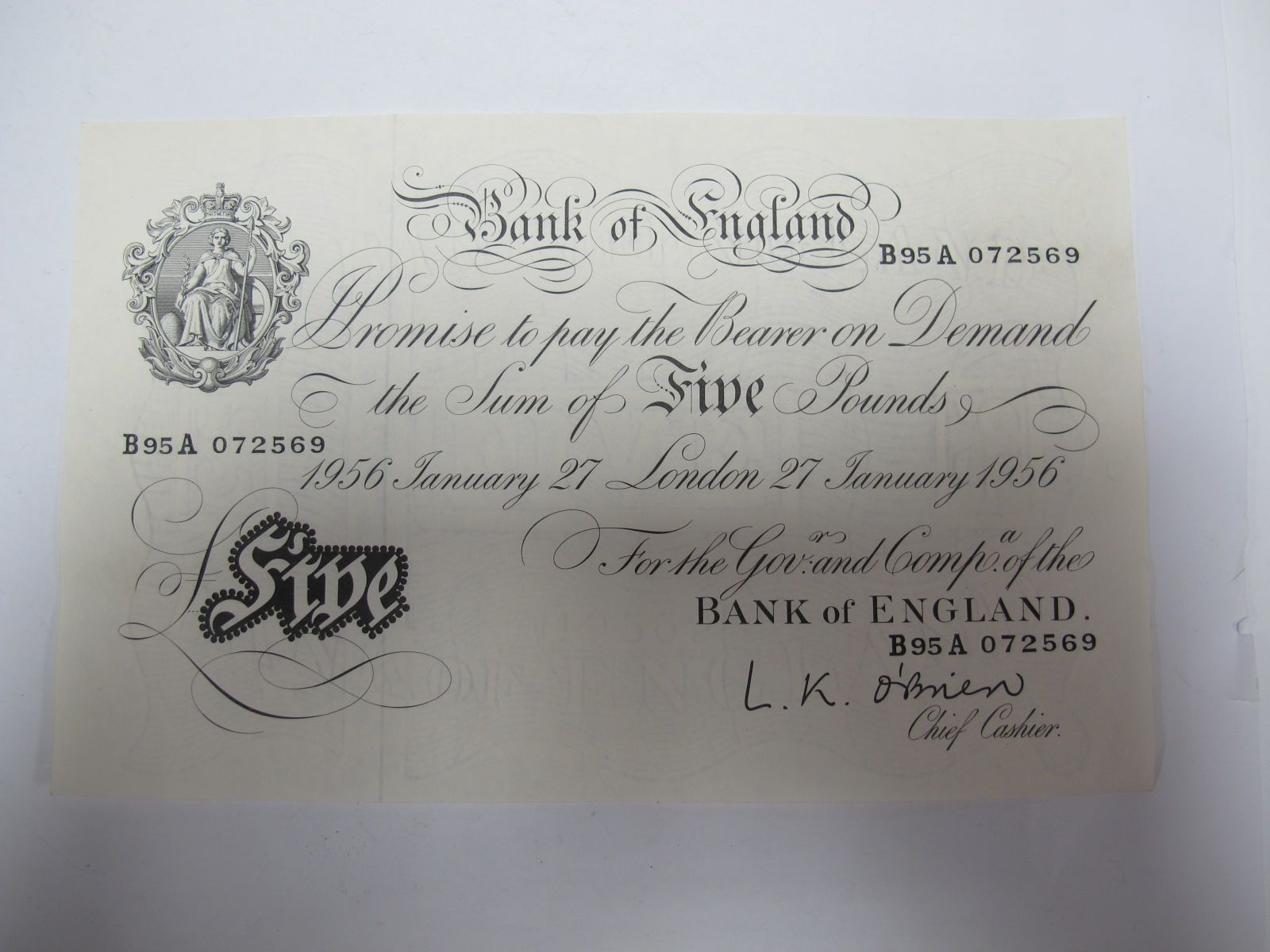 A Bank of England White Five Pounds Note, Leslie Kenneth O'Brien Chief Cashier. Number B 95 A