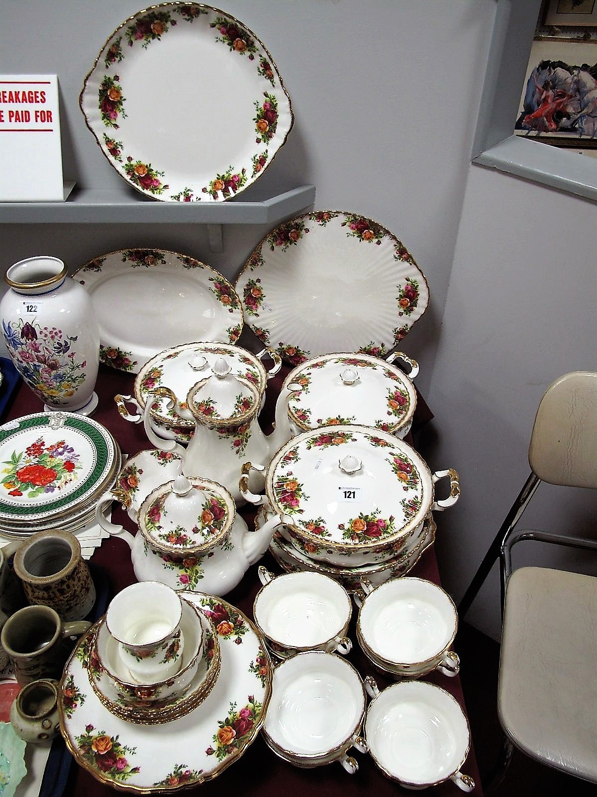 Royal Albert 'Old Country Roses' Dinner and Table Ware, comprising two tureens, fruit bowl and