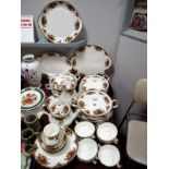 Royal Albert 'Old Country Roses' Dinner and Table Ware, comprising two tureens, fruit bowl and