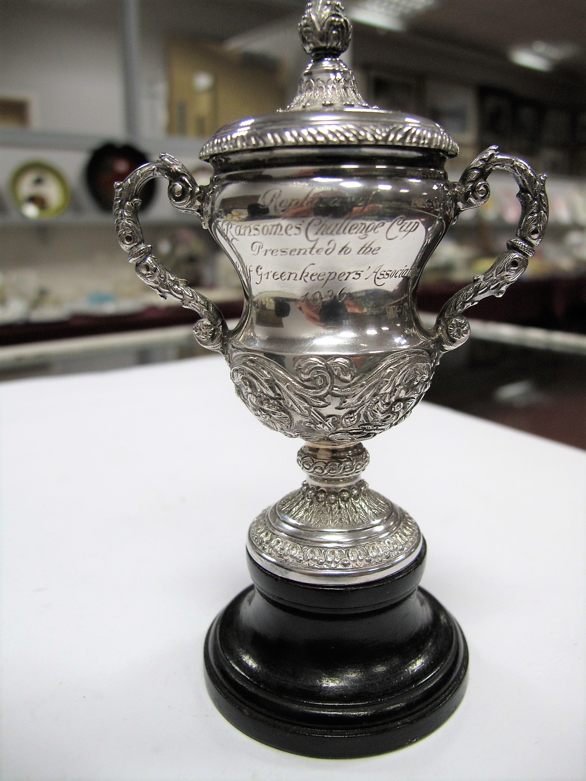 A Hallmarked Silver Miniature Trophy, Mappin & Webb, Sheffield 1936, engraved inscription "Replica - Image 10 of 12