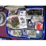 A Mixed Lot of Assorted Costume Jewellery, including beads, necklace, brooches, imitation pearls,