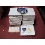 A Set of Twelve Titanic Themed Cabinet Plates by The Bradford Exchange, Heart of the Ocean porcelain