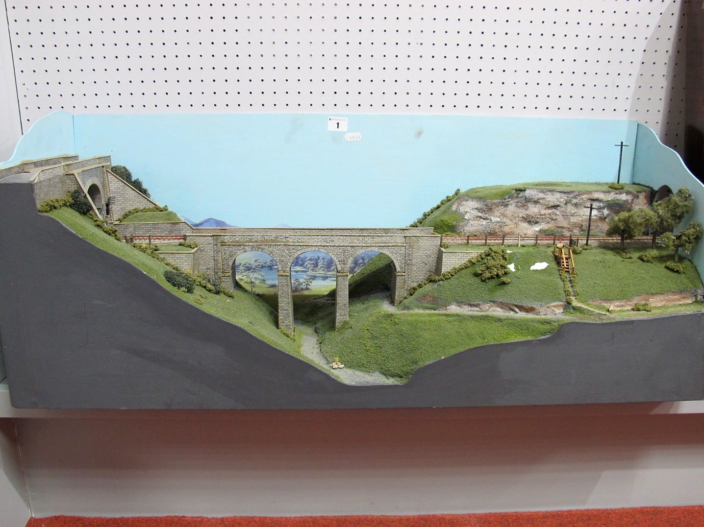 A Well Built "00" Gauge Scenic Diorama, needing slight repair