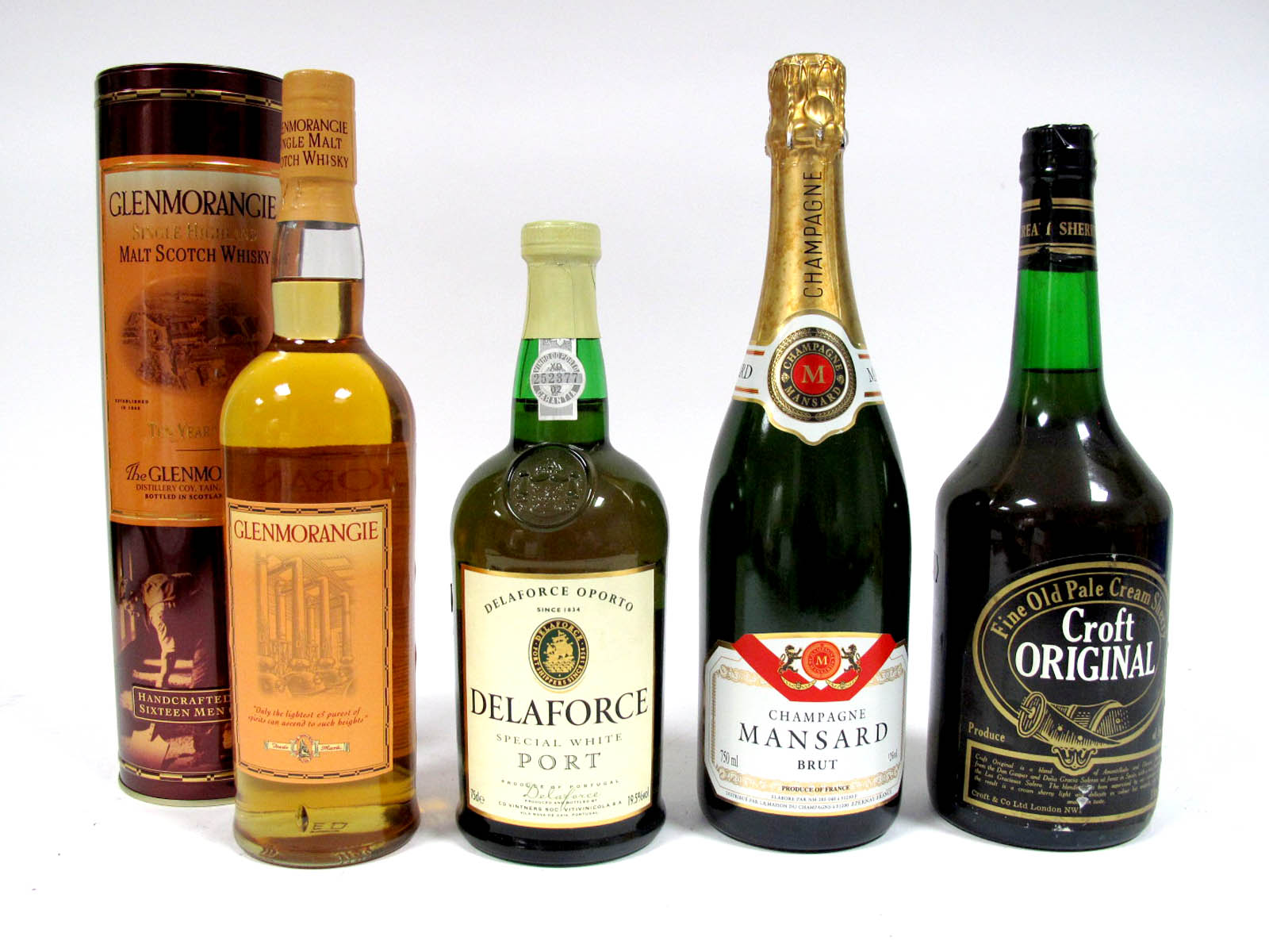 Spirits - Glenmorangie Single Highland Malt Scotch Whisky Ten Years Old, 70cl, 40% Vol., boxed;